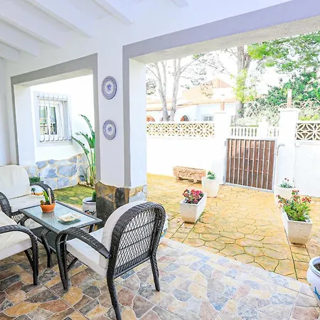 Villa Albada - Only Families Miami Playa