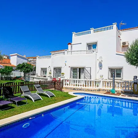 Albada - Only Families Villa Miami Playa